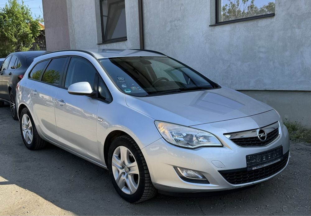 Opel Astra J euro5 Navi