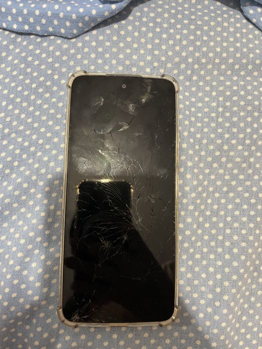 Телефон Redmi.