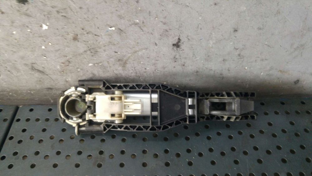 Maner usa dreapta fata seat leon 1p 1p0831886