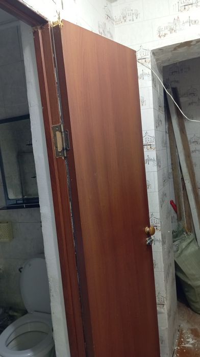 Продаю двери , 4 штуки межкомнатные