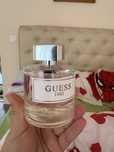 Parfum Guess foarte puțin folosit