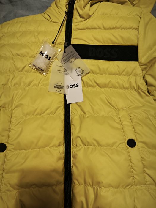 Детско пухено яке HUGO BOSS 100% оригинално, двулицево