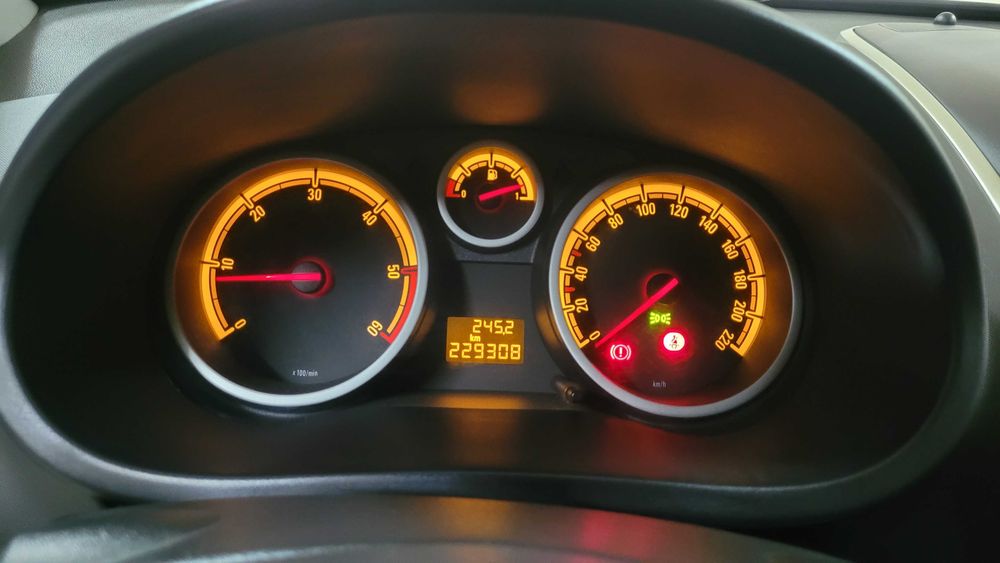 Vanp Opel Corsa D