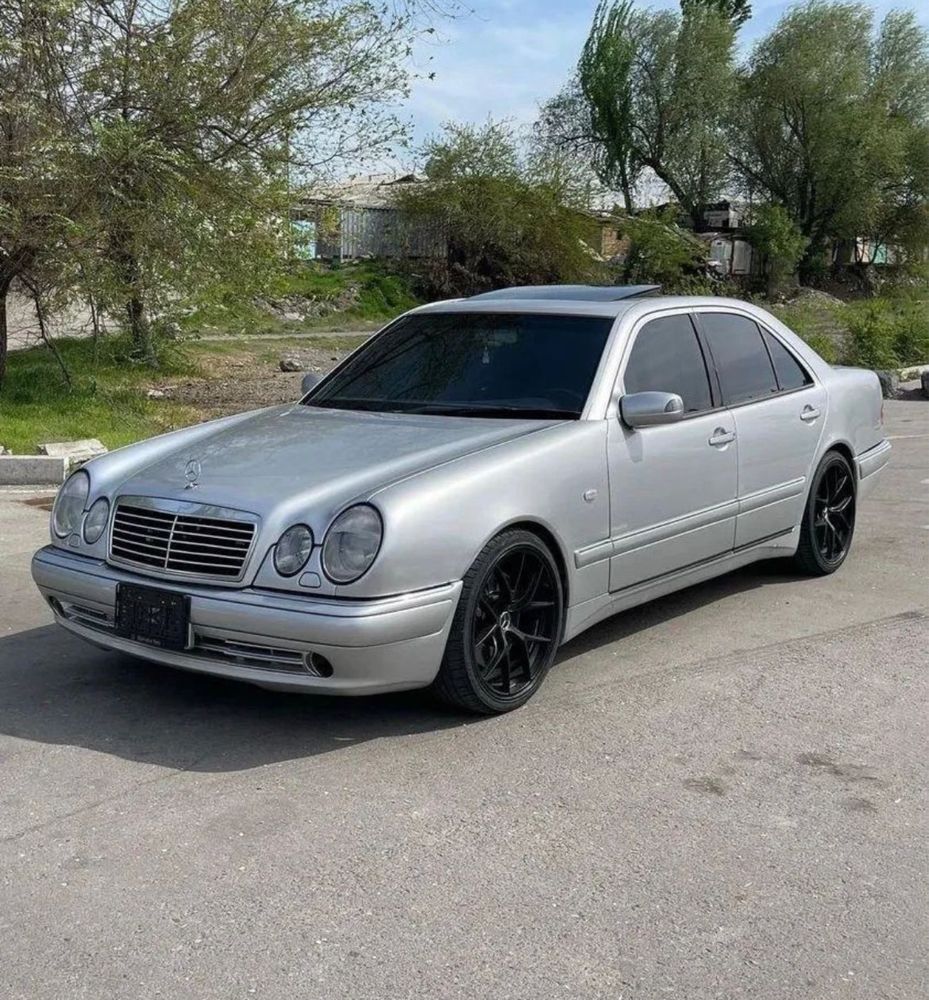 W210 e50 AMG обвес, бампер,порог,туманка , бампер на дорст W210