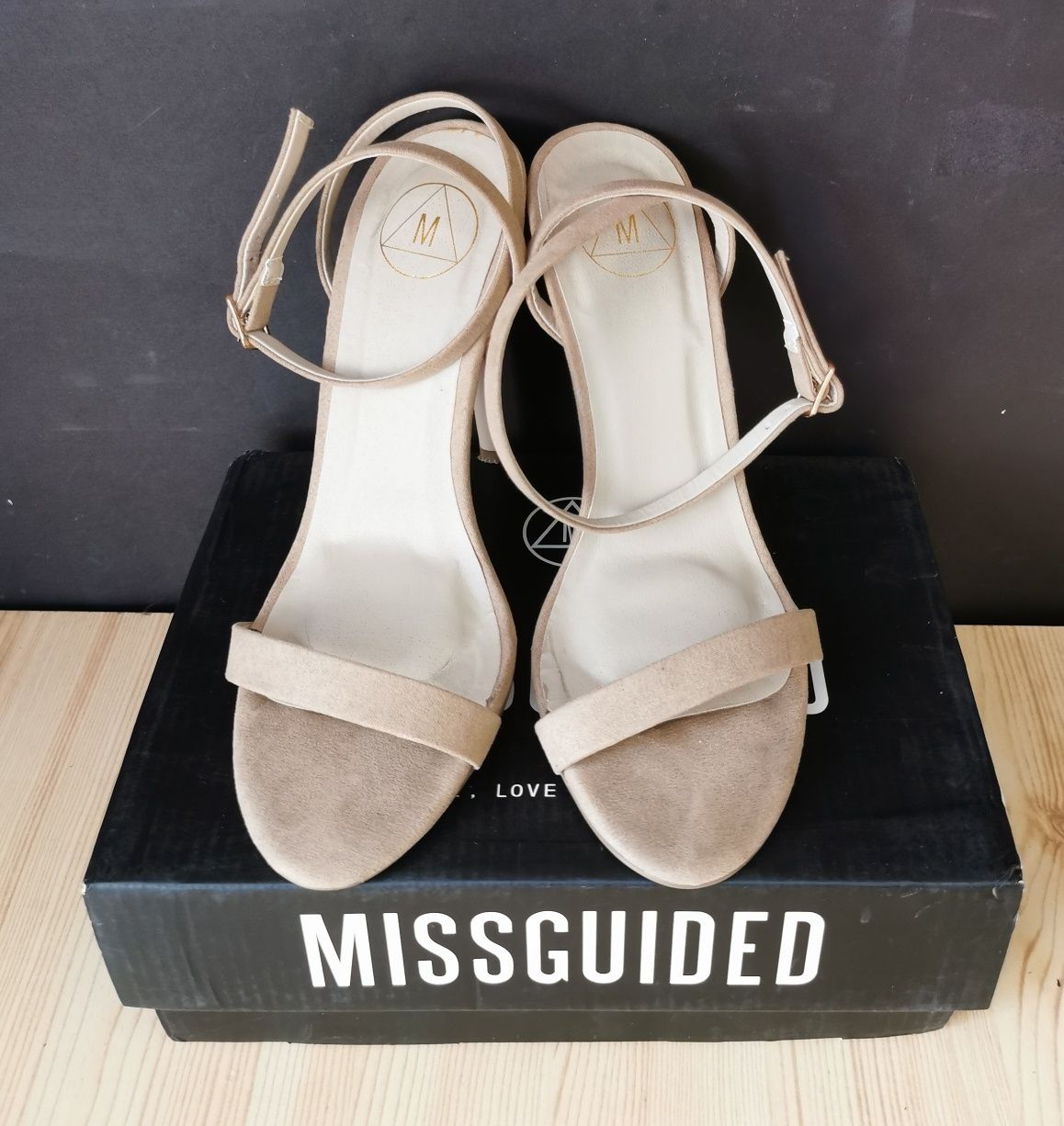 Sandale nude Missguided