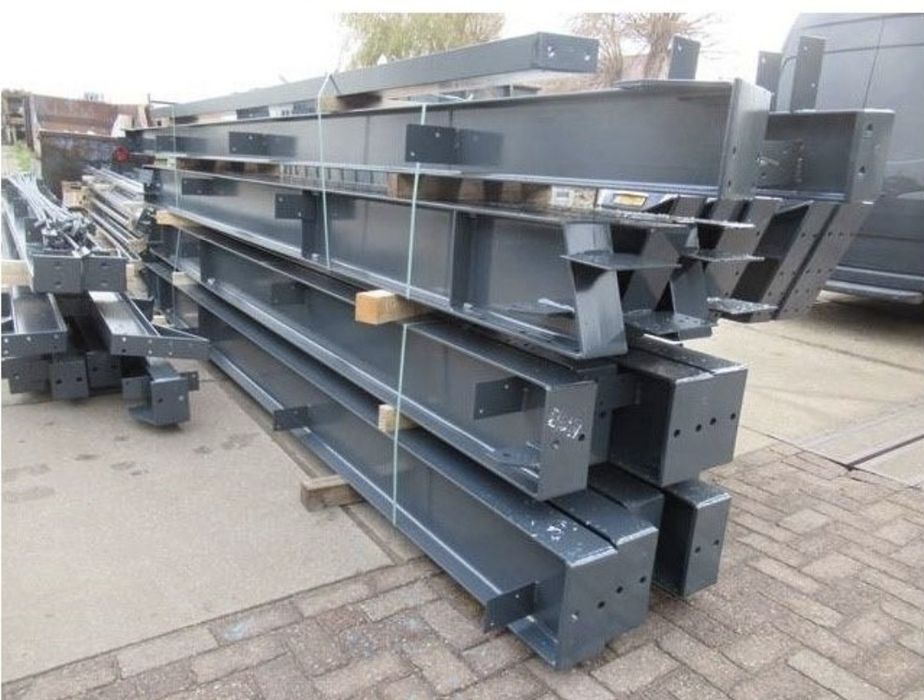 Vand si construiesc o gama larga de hale sau structuri metalice noi ne