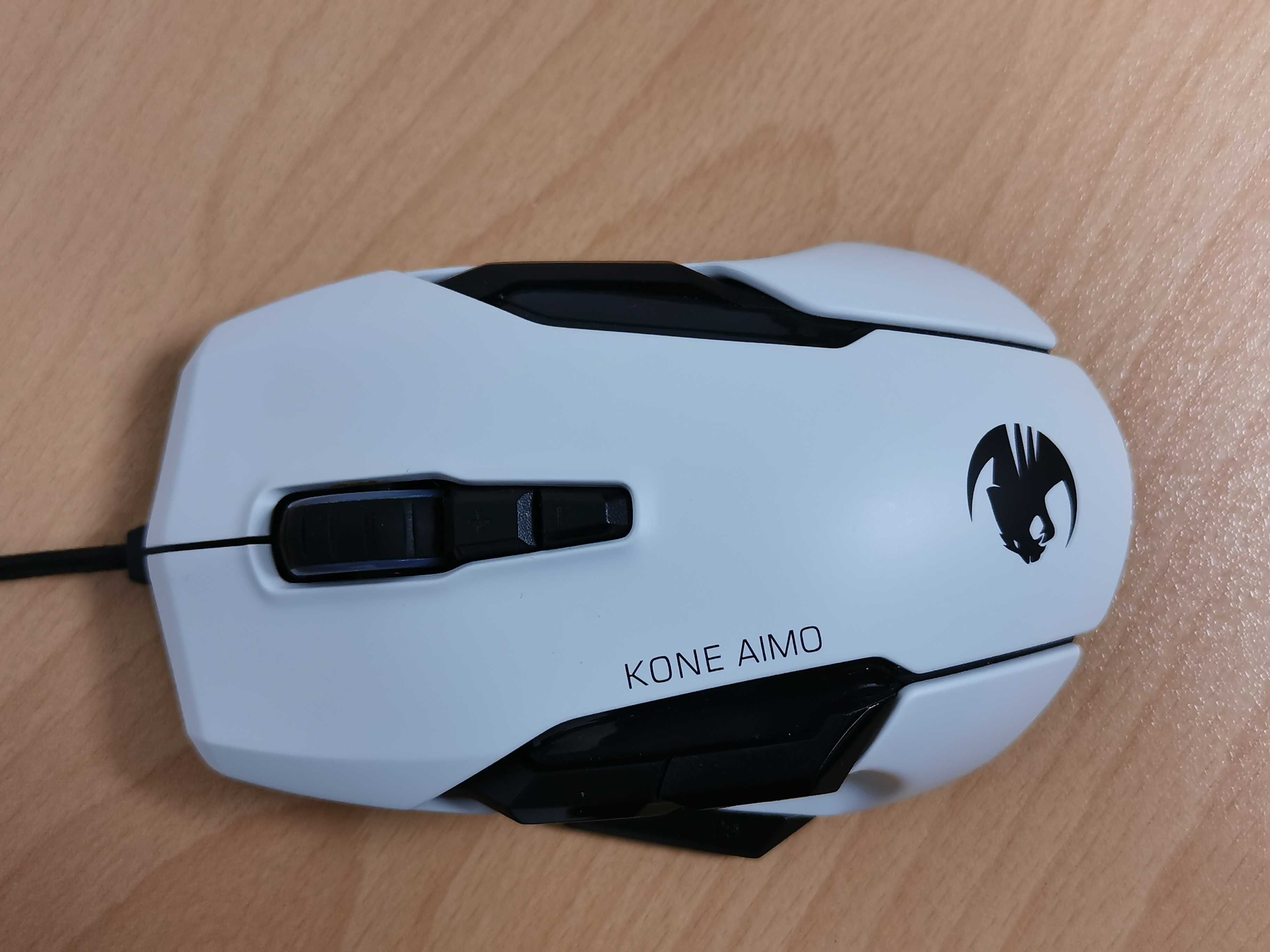 Roccat Kone AIMO геймърска мишка с RGB осветление