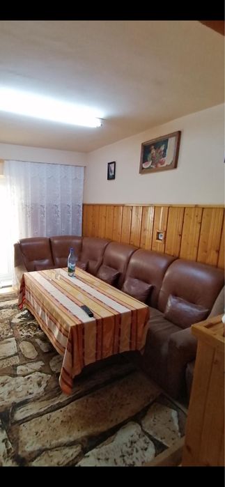 Vand mobilier in stare bună