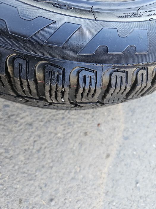 Vand anvelope M+S 196/65/15   PIRELLI