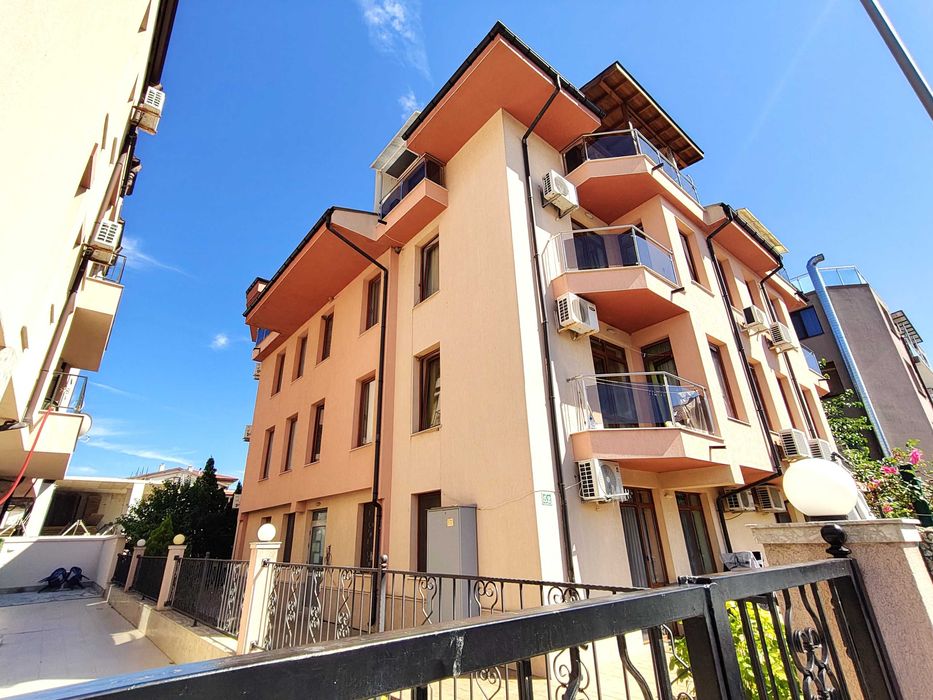 Светъл и топъл двустаен в Черно море 3 близо до плажовете