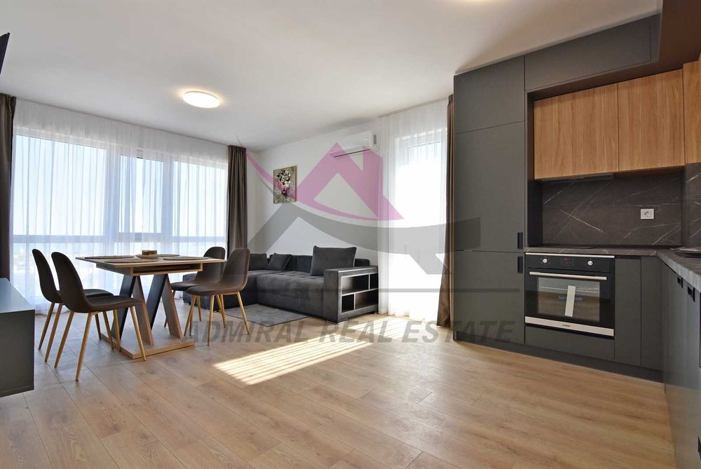 Чисто нов -тристаен -Възраждане 3 , с гледка море