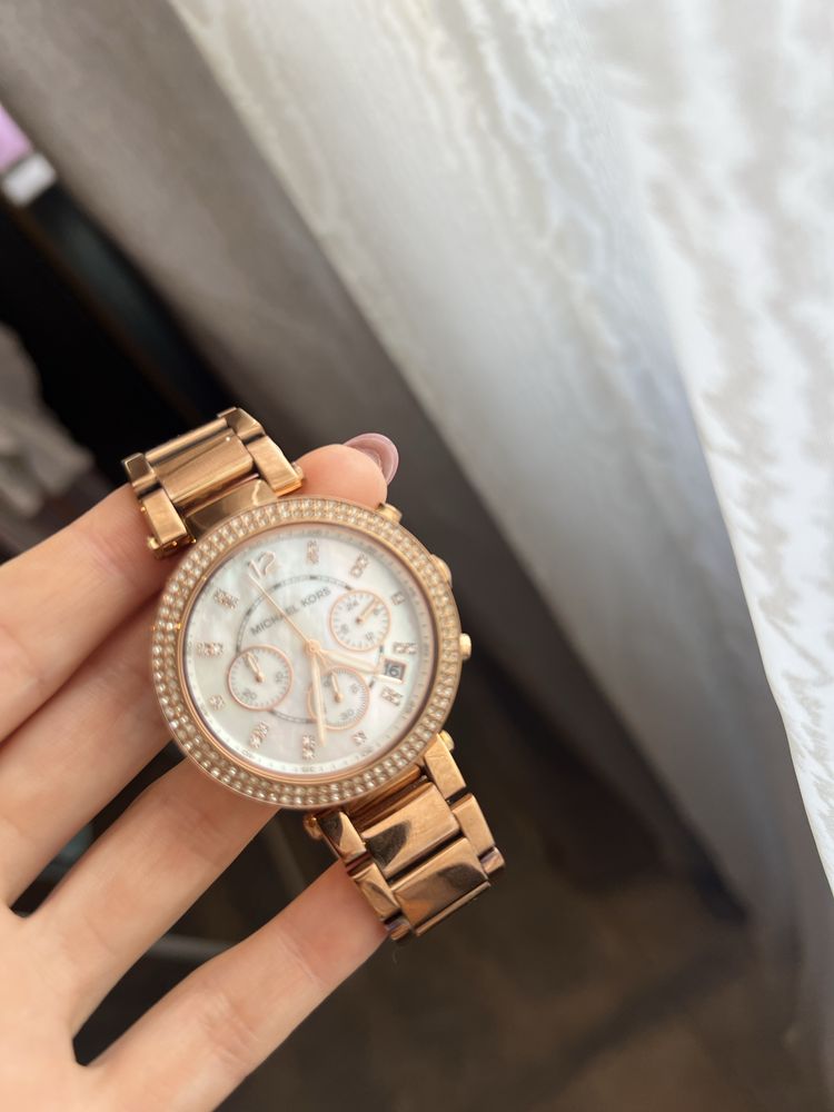 Часовници дамски Michel Kors
