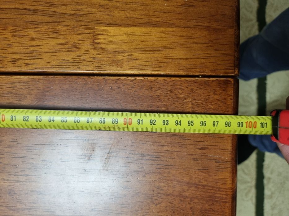 Стол из настоящего дерева