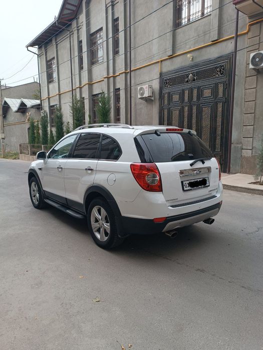 Captiva 2 2012 benzin srochna sotiladi