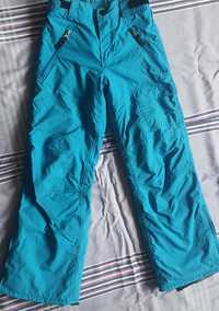 Vând pantaloni de ski marimea 134-140