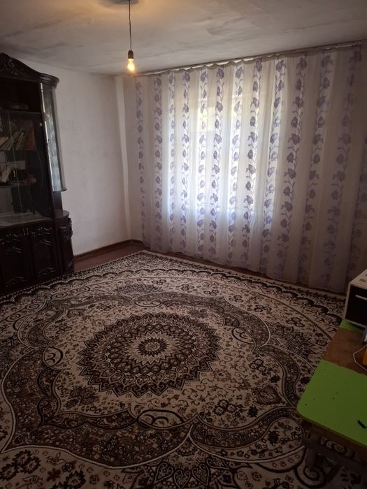 Ховли Уй сотилади