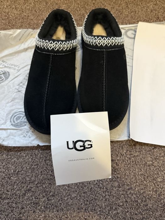 UGG Tasman Black
