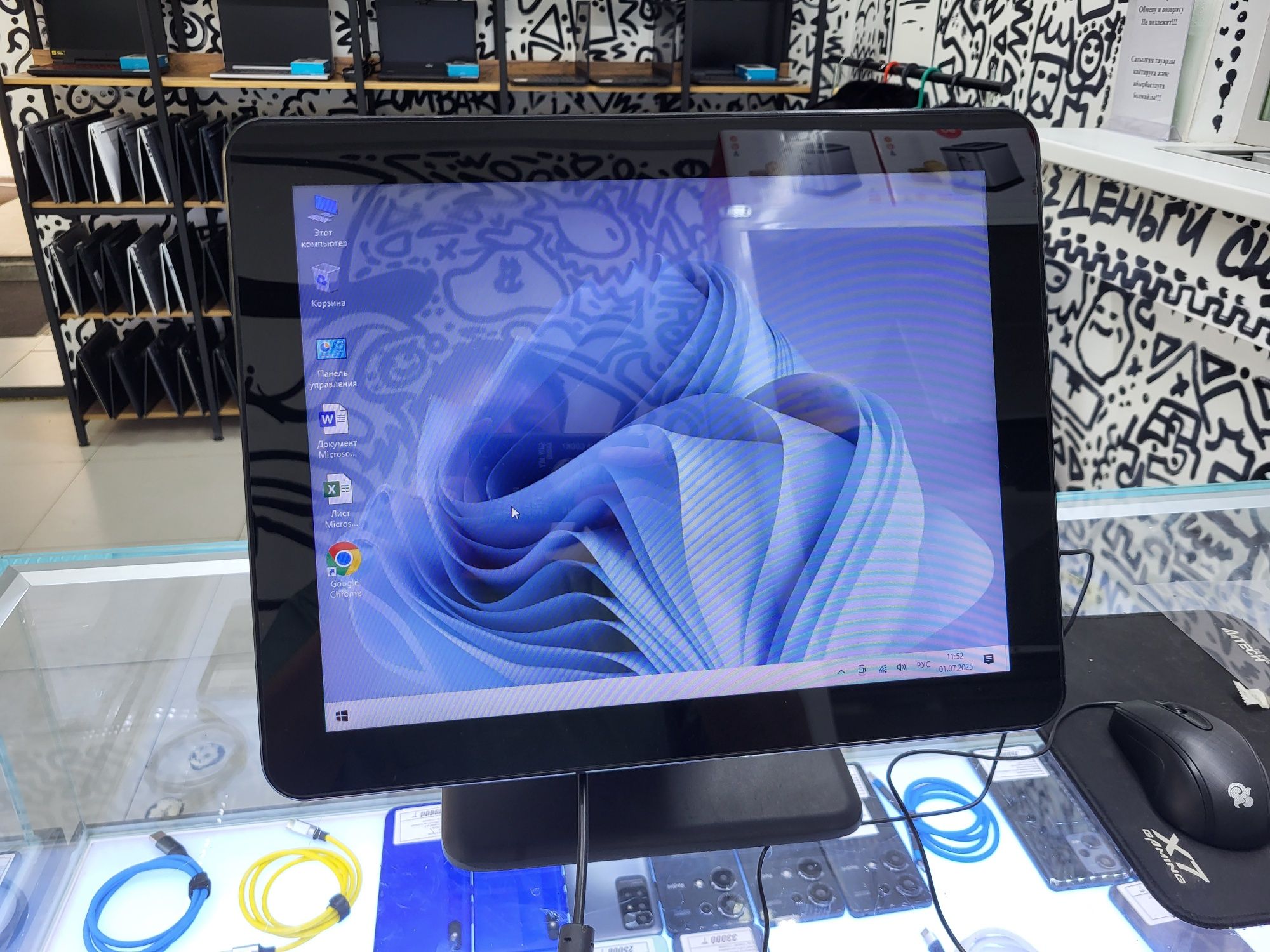 Кассовый моноблок для торговли Touch screen pos machine RS609