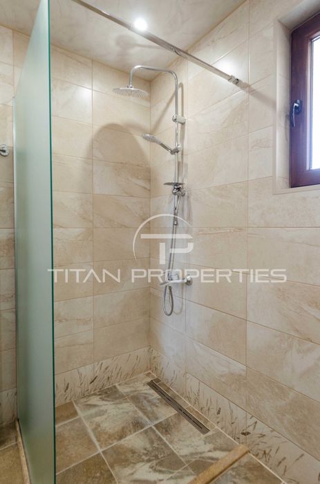 Продава се Тристаен апартамент в Пловдив, Остромила - 126 кв.м за 1508 €/кв.м - Снимка #15