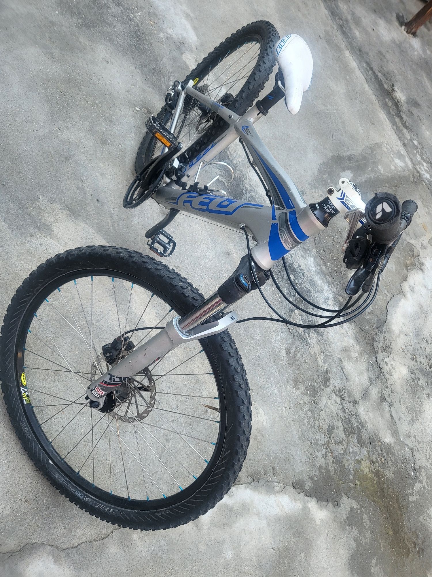 Vand bicicleta Q820