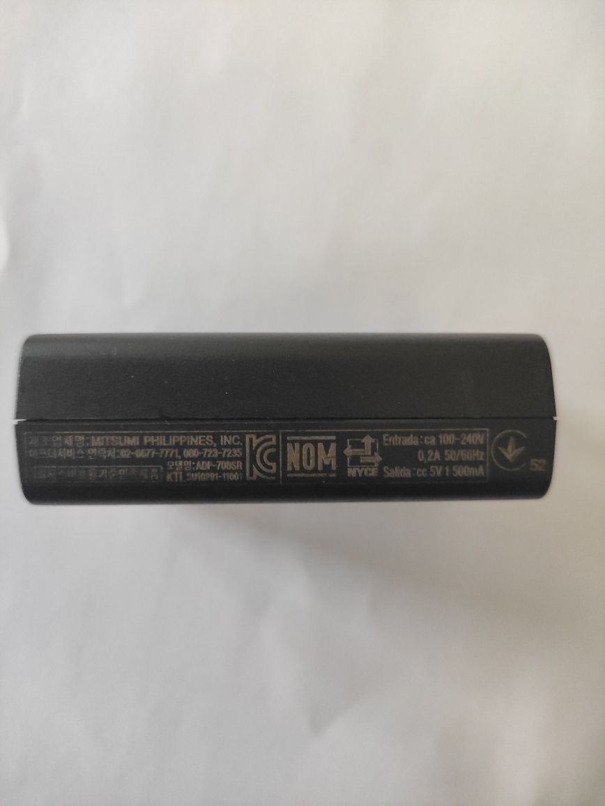 Vând Sony PCH-ZAC1  5v 1500mA PS Vita AC Adaptor original