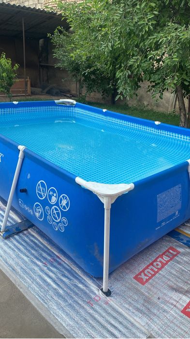 Б/у бассеин 200 :300:0,75