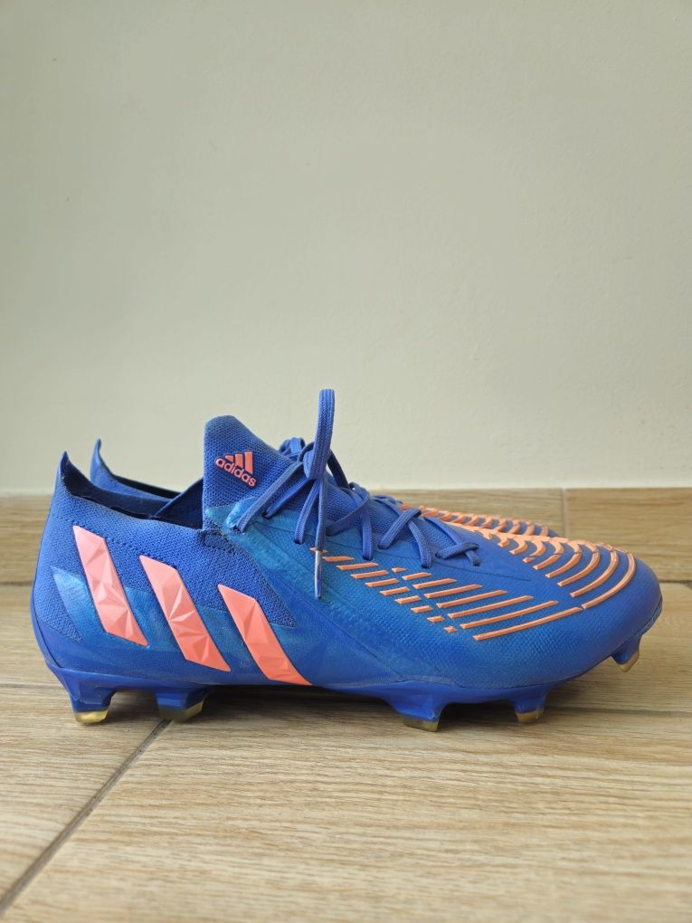 Vand ghete fotbal Adidas Predator Edge FG