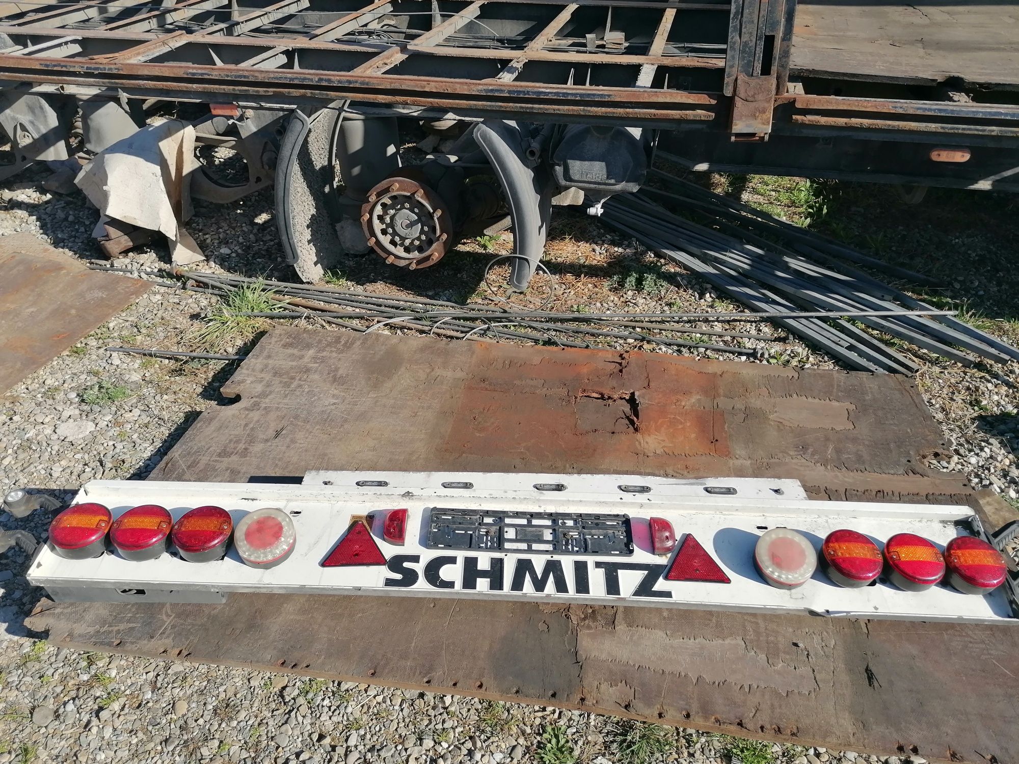 Bara semiremorca schmitz completa