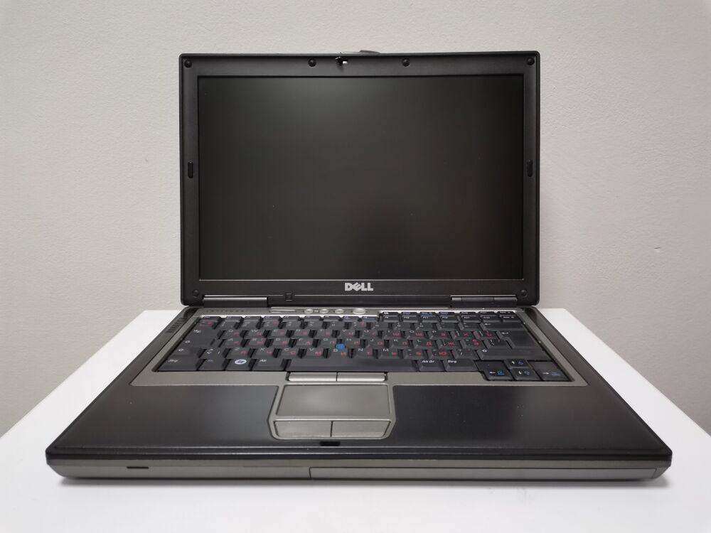 Ноутбук DELL рабочий