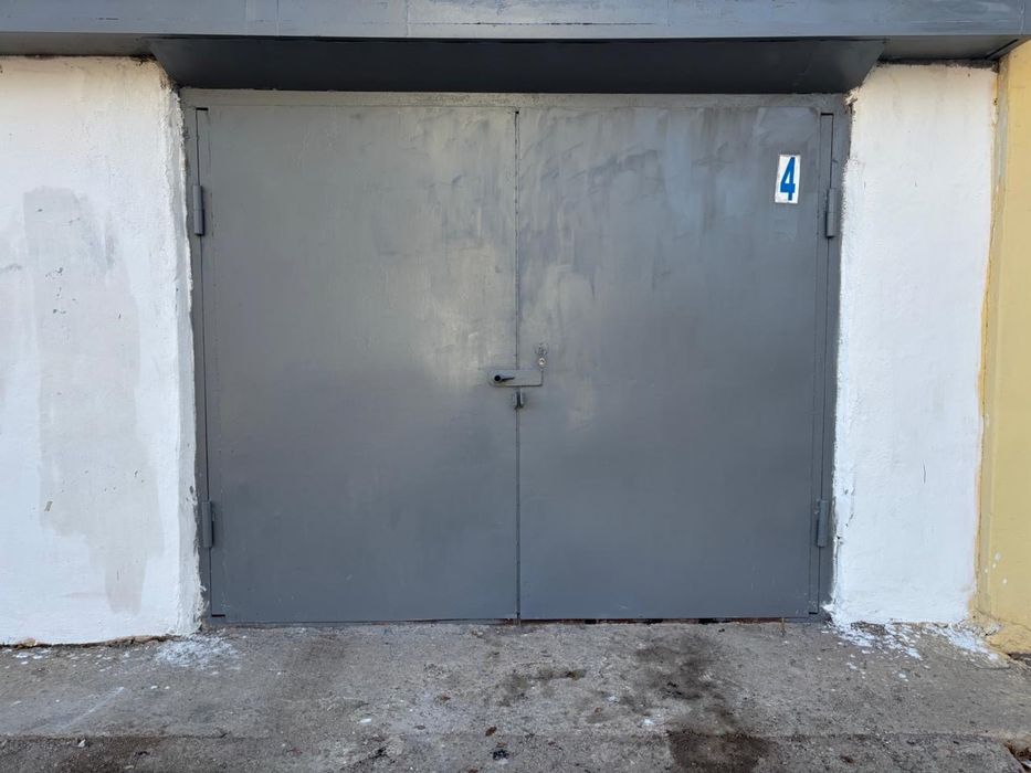 Продам Гараж возле дома Есенберлина 27