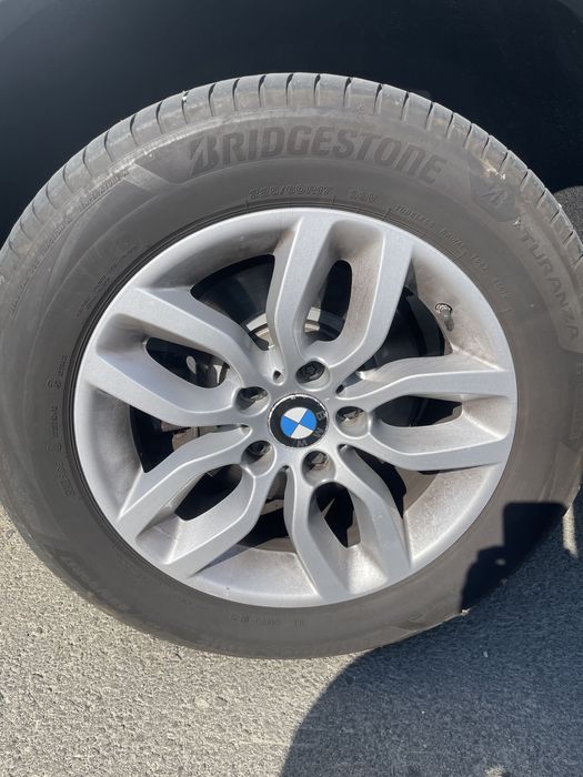 Jante bmw r17 cu anvelope de vara foarte bune