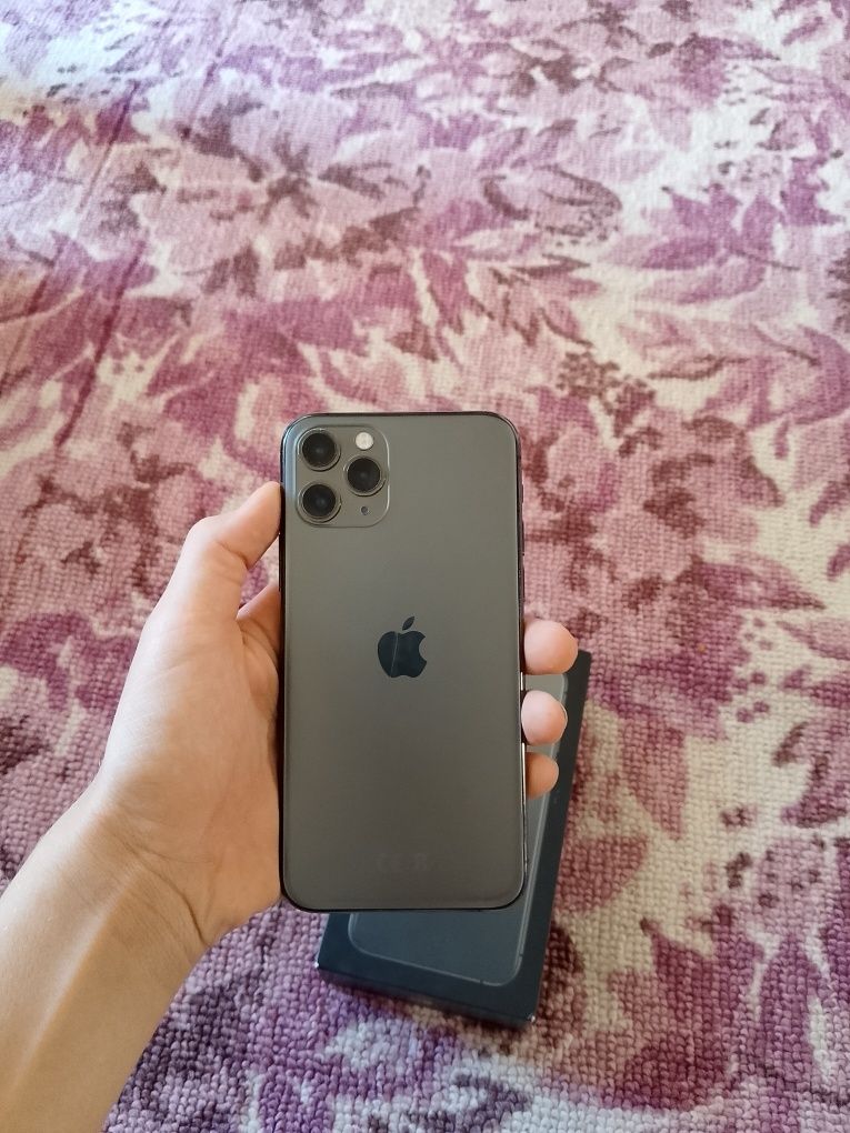 IPhone 11 pro kafolat bilan sotiladi