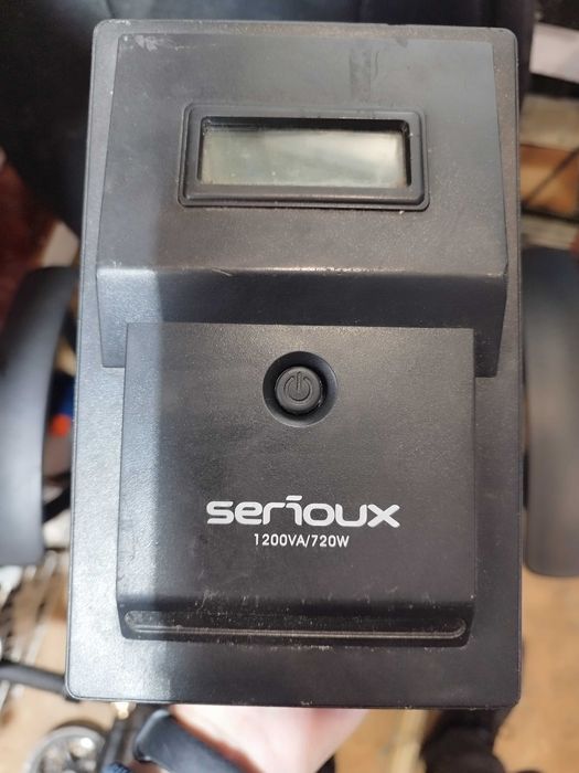 UPS cateva modele 12v-24v / 200-1200 Wati