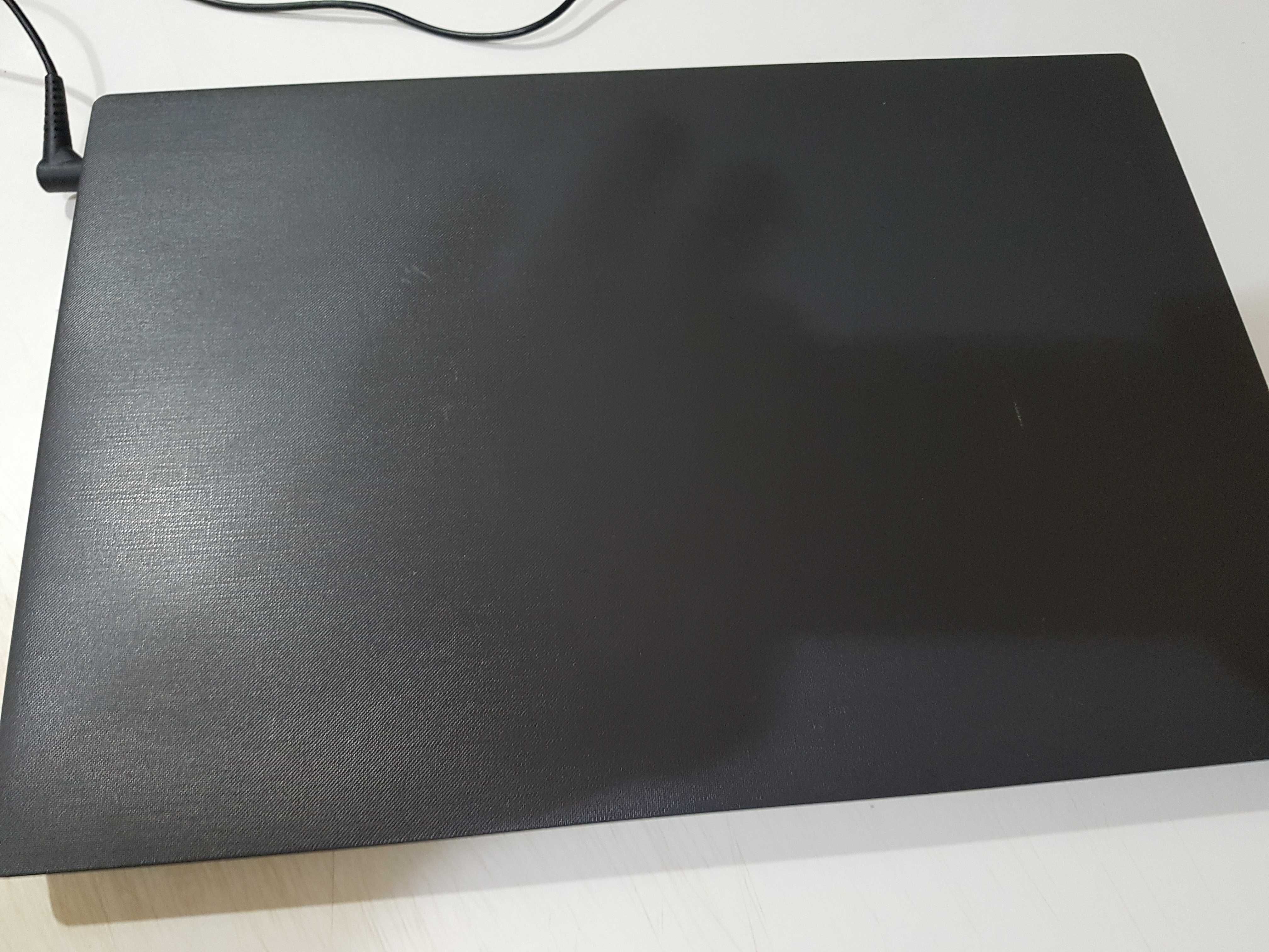 Laptop Lenovo V15-IIL Model 82C5 i5-1035G1 Gen 10