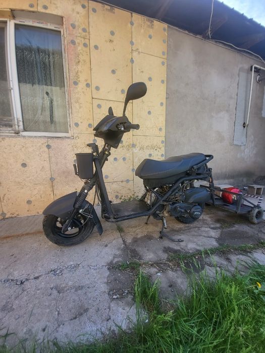 Мопед в хорошем состоянии