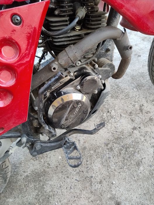 Motocicleta 200 CC