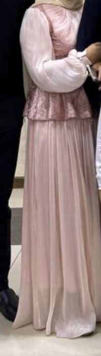 Вечерние платье.