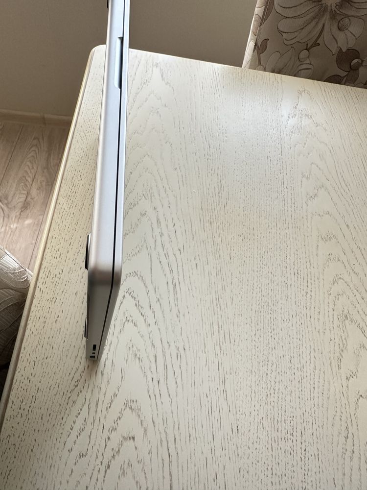Като нов Apple MacBook Pro 14 (2021), Apple M1 Pro, RAM 16GB,1TB SSD