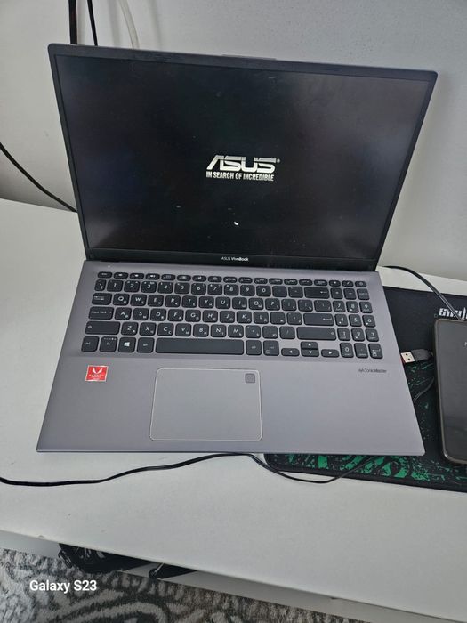 Ноутбук asus VivoBook