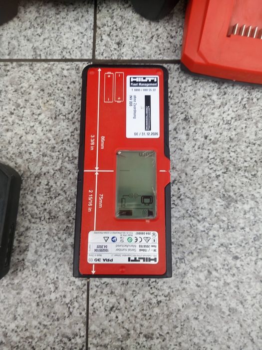 Ротационен лазарен нивелир Hilti PR 30-HVS A12 Хилти