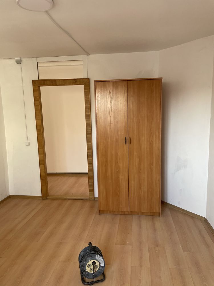 Продам комерческое здание с домом
