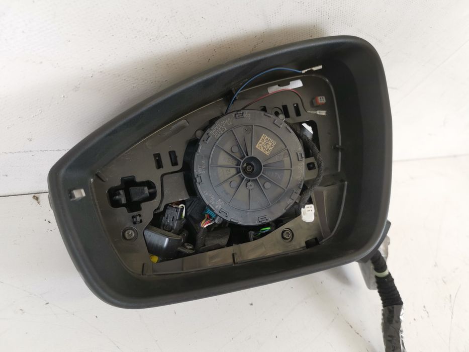 Ляво огледало Ново Фолксваген / Volkswagen Touareg трето поколение CR