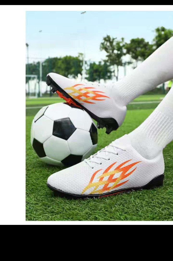 Futbol muhlislari uchun ajoyib butsa razmer 40 Xitoy razmerda