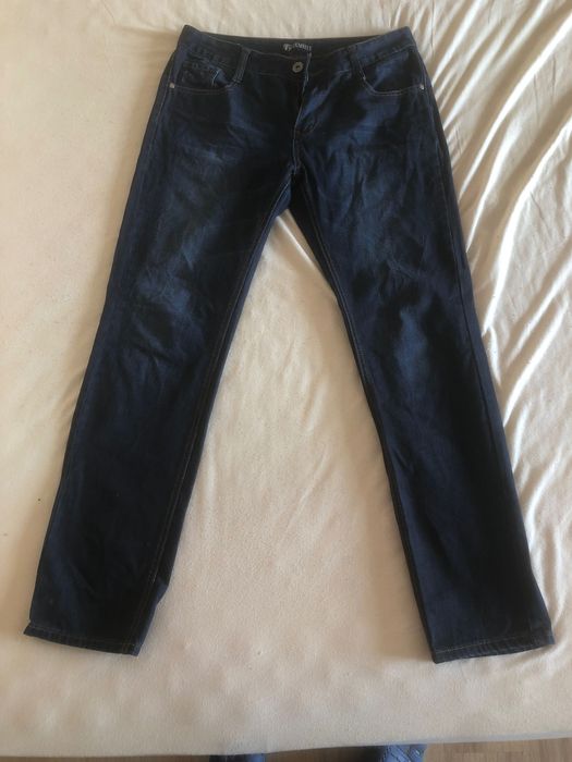 Класически мъжки дънки