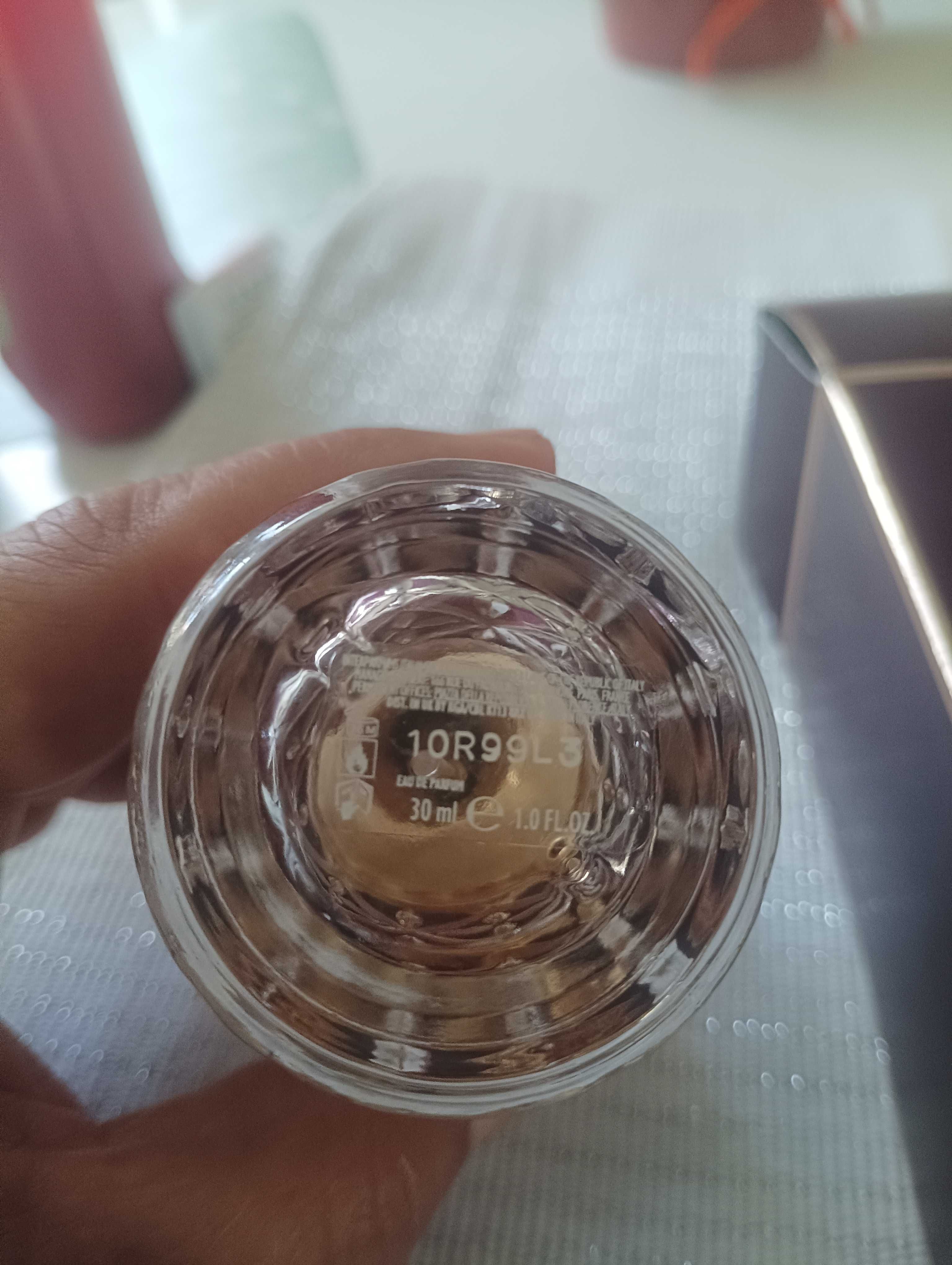 Дамски парфюми Roberto Cavalli, Elizabeth Arden, Acqua di Parma