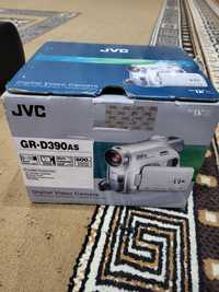 Продам видеокамеру JVC GR D390as