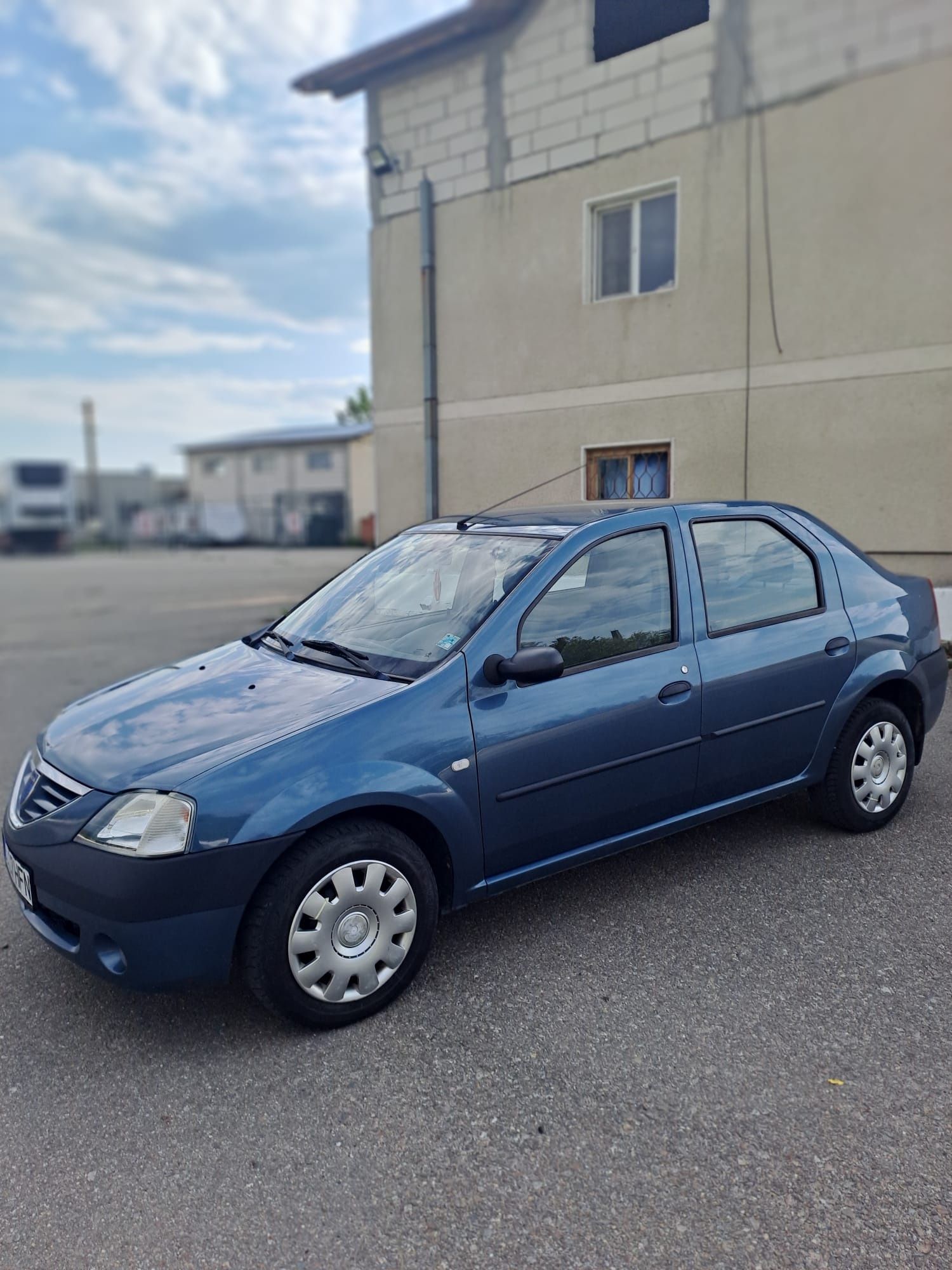 Vand Dacia Logan Ambition 1,5 Dci