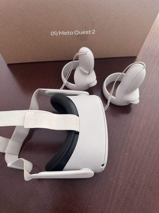 Предлагам виртуални очила Meta quest 2