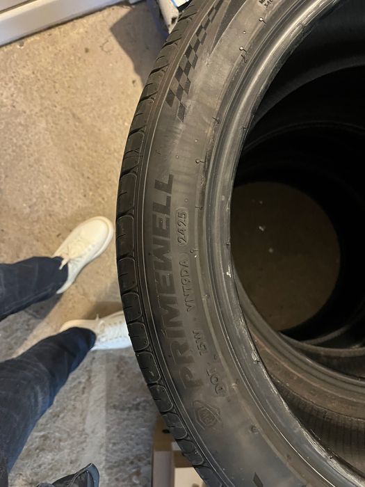 Anvelope vara 235/45/R19