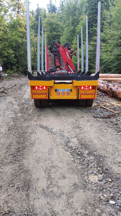 Vând urgent remorcă forestieră 3 axe, racoante aluminiu alucar